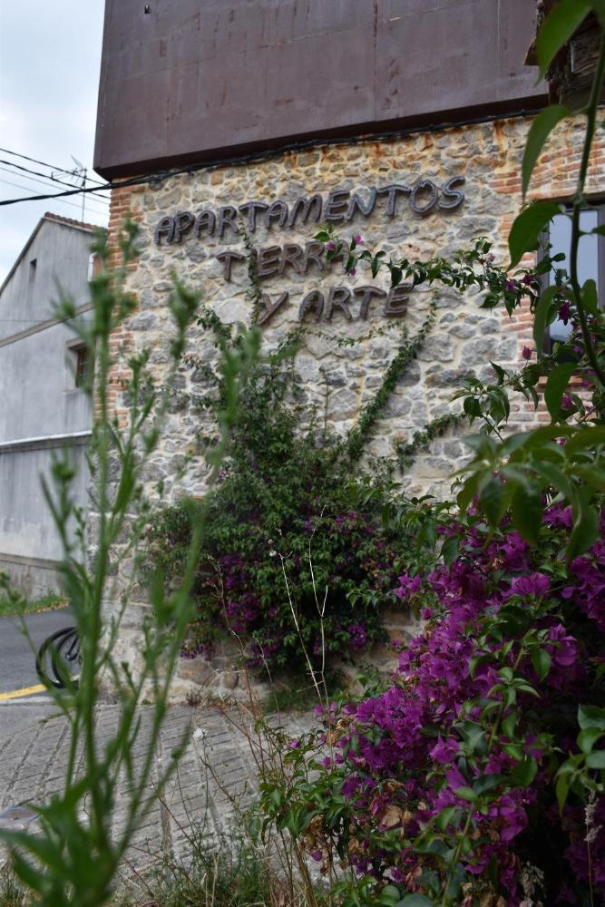 Apartamentos Tierra Y Arte Santoña المظهر الخارجي الصورة