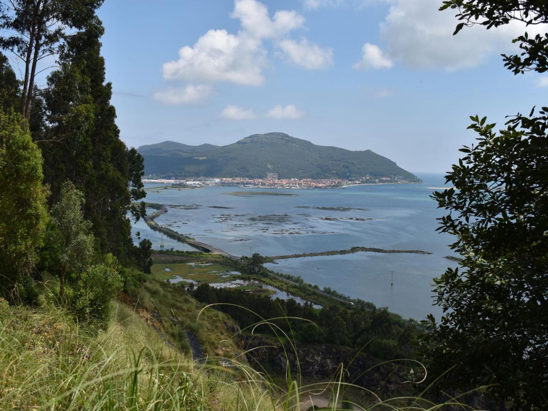 Apartamentos Tierra Y Arte Santoña المظهر الخارجي الصورة